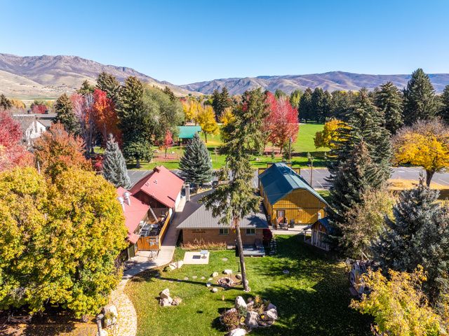 237 S 7400 E, Huntsville, UT 84317