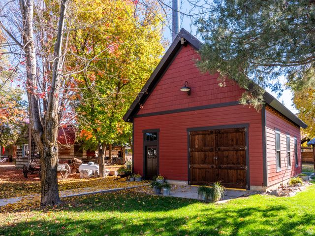 237 S 7400 E, Huntsville, UT 84317