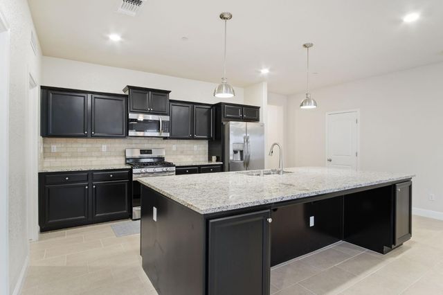 3790 Bonifacio Way, Merced, CA 95340