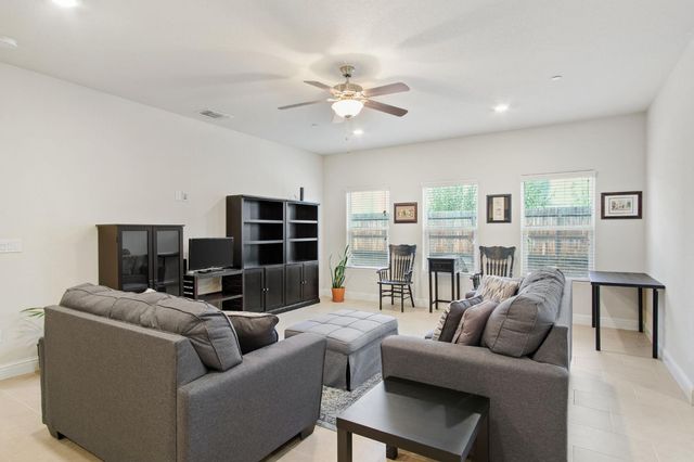 3790 Bonifacio Way, Merced, CA 95340