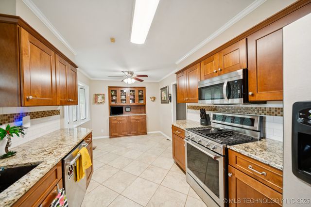 3208 E 80 Place, Tulsa, OK 74136