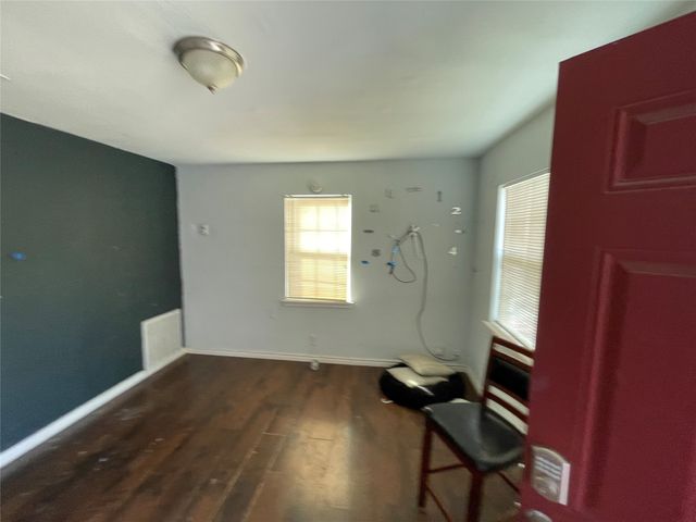 5704 Pickfair Circle, Dallas, TX 75235