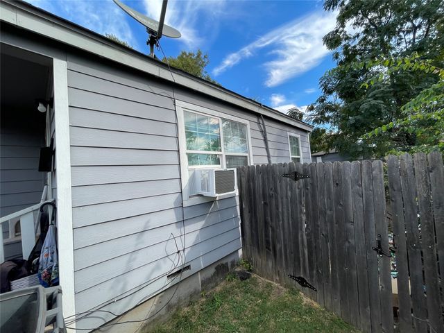 5704 Pickfair Circle, Dallas, TX 75235