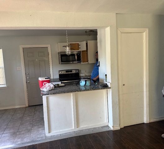 5704 Pickfair Circle, Dallas, TX 75235