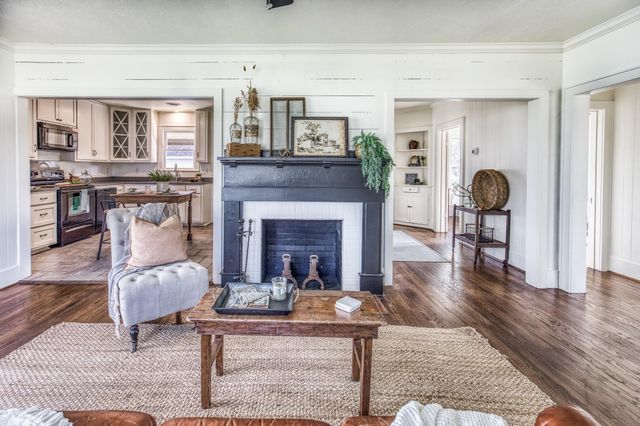 602 Alma Street, Brenham, TX 77833