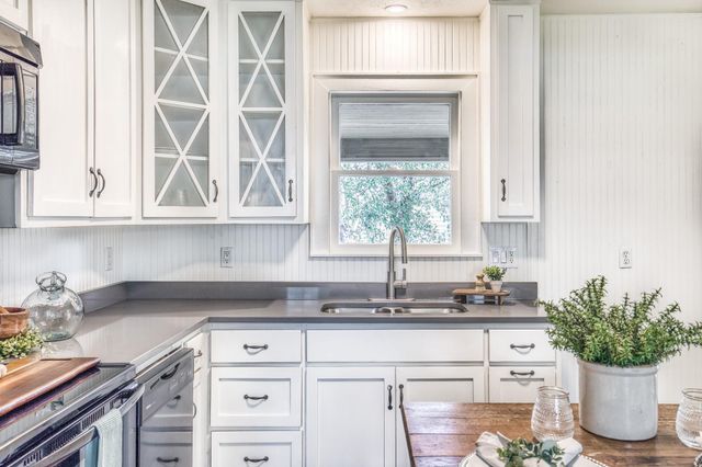 602 Alma Street, Brenham, TX 77833