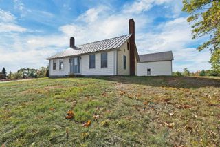 208 Sanborn Street, Franklin, NH 03235