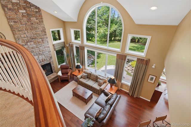 5110 Kitson Lane, West Bloomfield Charter Township, MI 48324