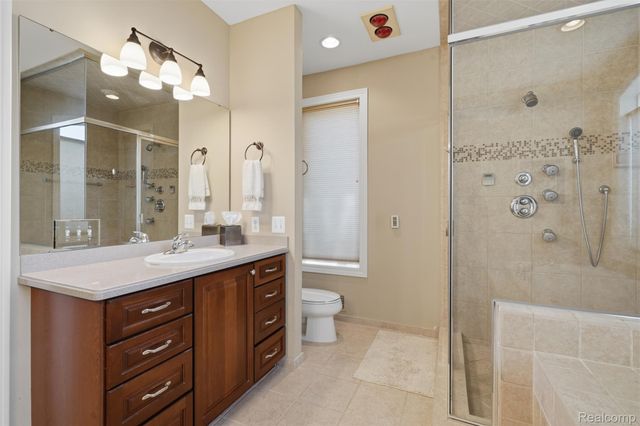 5110 Kitson Lane, West Bloomfield Charter Township, MI 48324