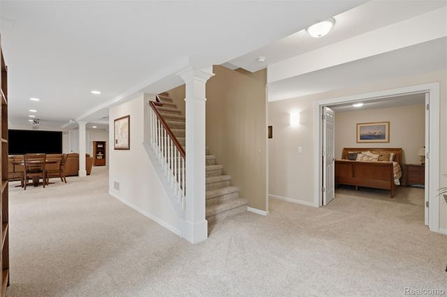 5110 Kitson Lane, West Bloomfield Charter Township, MI 48324
