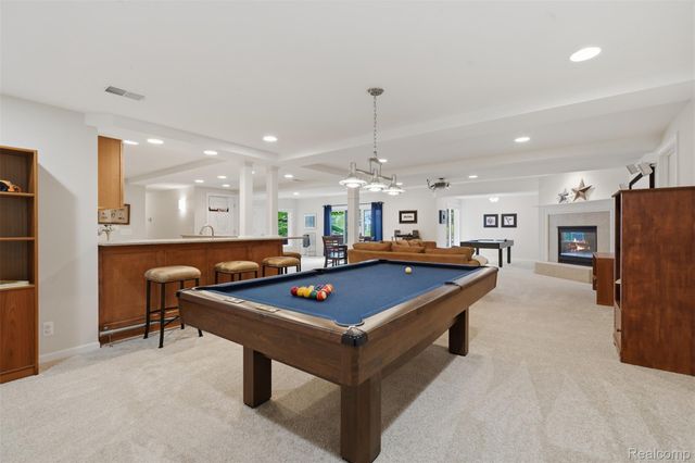 5110 Kitson Lane, West Bloomfield Charter Township, MI 48324