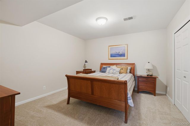 5110 Kitson Lane, West Bloomfield Charter Township, MI 48324