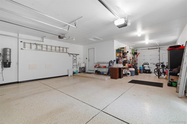 5110 Kitson Lane, West Bloomfield Charter Township, MI 48324