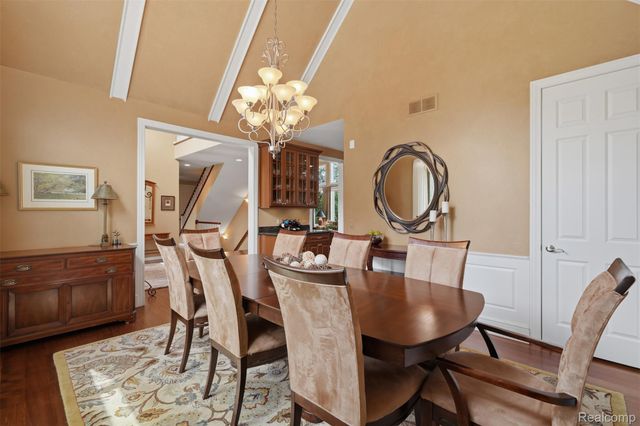 5110 Kitson Lane, West Bloomfield Charter Township, MI 48324