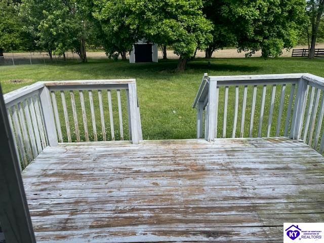 2146 Cecilia Smiths Mill Road, Cecilia, KY 42724