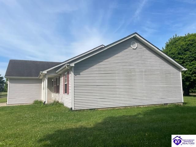 2146 Cecilia Smiths Mill Road, Cecilia, KY 42724