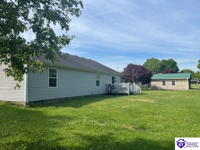 2146 Cecilia Smiths Mill Road, Cecilia, KY 42724