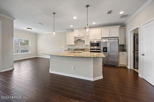 9802 KEVIN Road, Jacksonville, FL 32257