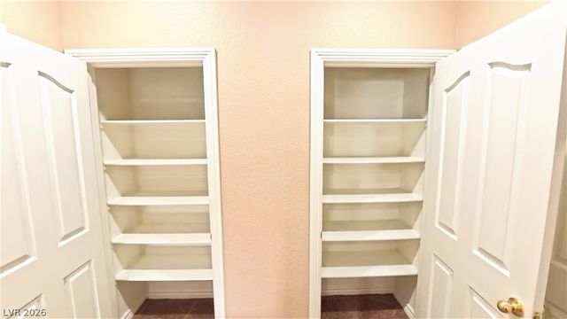 10403 Adams Chase Street, Las Vegas, NV 89183
