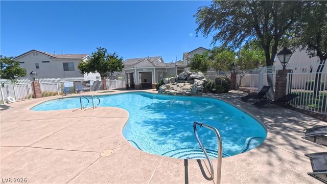 10403 Adams Chase Street, Las Vegas, NV 89183