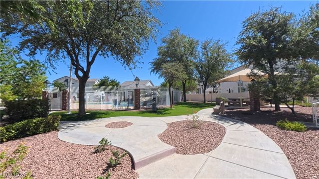 10403 Adams Chase Street, Las Vegas, NV 89183
