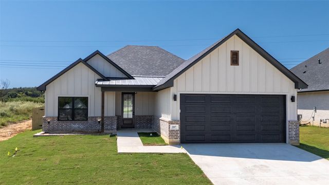 207 Sides Boulevard, Bullard, TX 75757