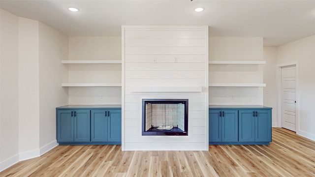 207 Sides Boulevard, Bullard, TX 75757