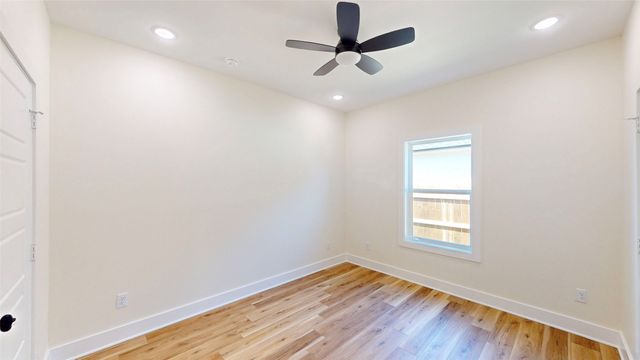 207 Sides Boulevard, Bullard, TX 75757