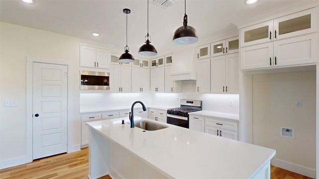 207 Sides Boulevard, Bullard, TX 75757