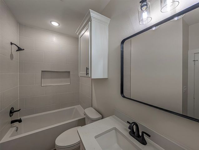 207 Sides Boulevard, Bullard, TX 75757