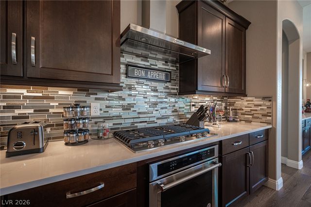 36 Cliffwater Street, Henderson, NV 89011