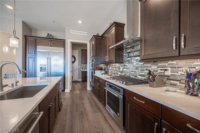 36 Cliffwater Street, Henderson, NV 89011