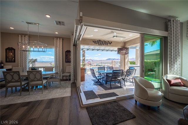 36 Cliffwater Street, Henderson, NV 89011