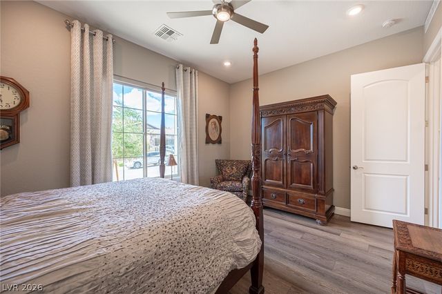 36 Cliffwater Street, Henderson, NV 89011