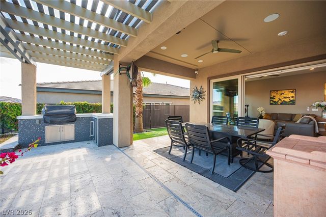 36 Cliffwater Street, Henderson, NV 89011