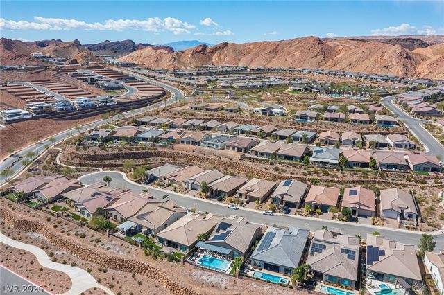 36 Cliffwater Street, Henderson, NV 89011