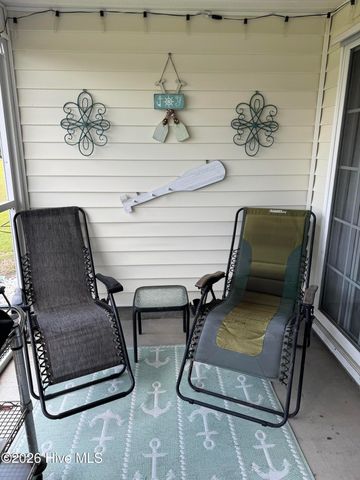 32 Calabash Lakes Boulevard, Calabash, NC 28467