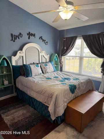 32 Calabash Lakes Boulevard, Calabash, NC 28467