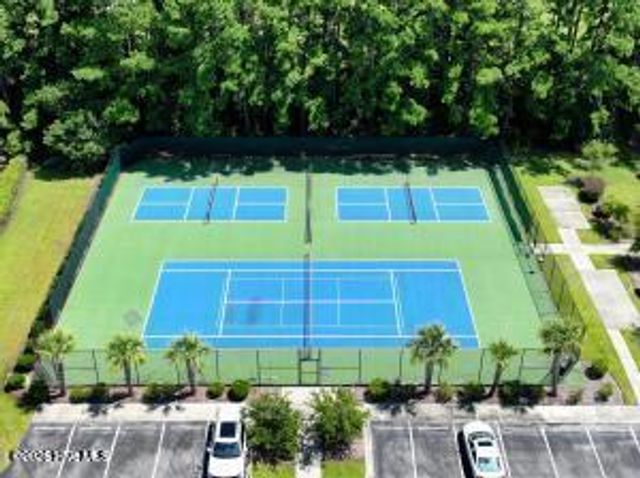 32 Calabash Lakes Boulevard, Calabash, NC 28467