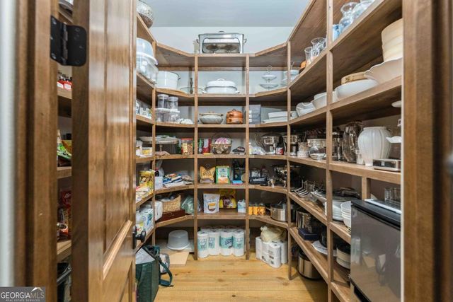 3118 W Roxboro Road NE, Atlanta, GA 30324