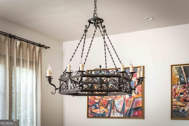 3118 W Roxboro Road NE, Atlanta, GA 30324