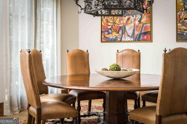 3118 W Roxboro Road NE, Atlanta, GA 30324