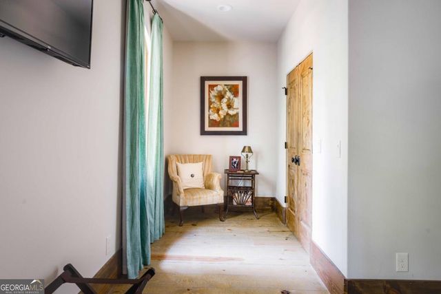 3118 W Roxboro Road NE, Atlanta, GA 30324