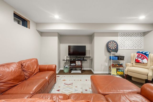 62 South Street C, Plymouth, MA 02110