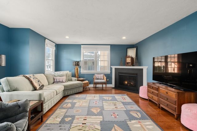 62 South Street C, Plymouth, MA 02110