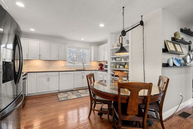 62 South Street C, Plymouth, MA 02110