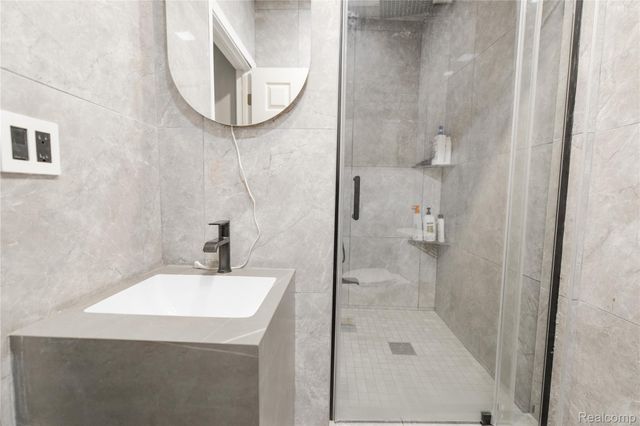 1261 Military Street, Detroit, MI 48209