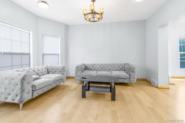 1261 Military Street, Detroit, MI 48209