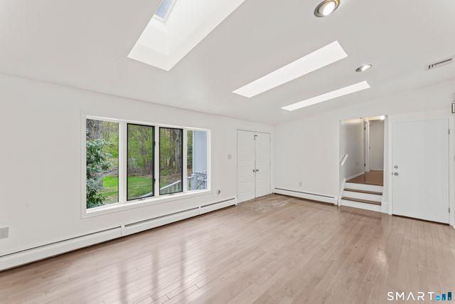 89 Cranbury Drive, Trumbull, CT 06611