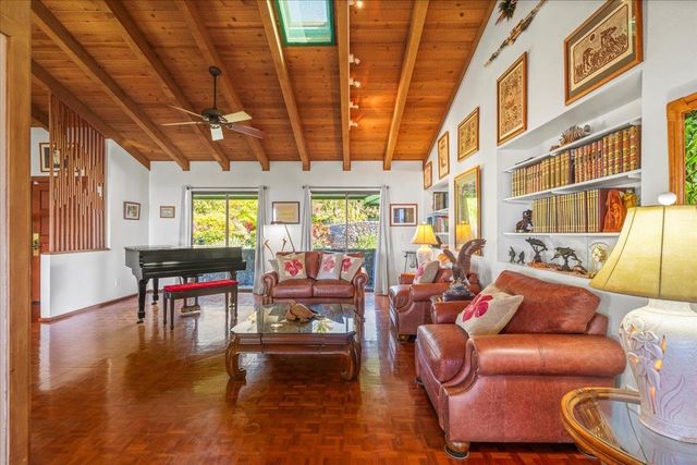 634 Laniolu Pl, Kihei, HI 96753